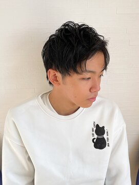 トコトコ(tocotoco) アップバング × ツーブロック