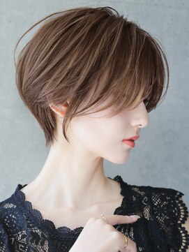 カライング(ing) 大人可愛い20代30代40代黒髪前下がりひし形小顔ボブ丸みショート