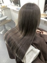 ナンバーフォーナチュラル(NO4 natural) 50. グレージュ/艶ストレート/似合わせ/ツヤ感/垢抜け