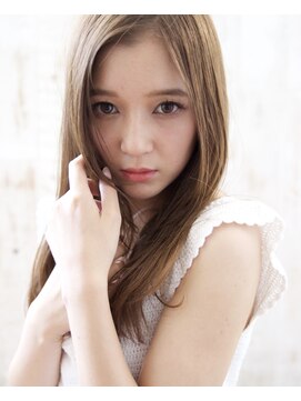 ハグ 横浜(HUG) サラサラストレートで揺れるツヤ髪に☆