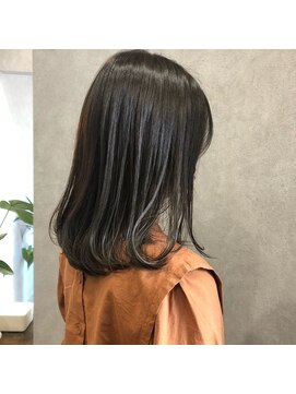 シロトータルデザイン(shiro total design) 暗髪×透明感カラー