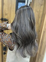 フゥカ 類家店(fuka)&nbsp;大人コントラストハイライト＊。