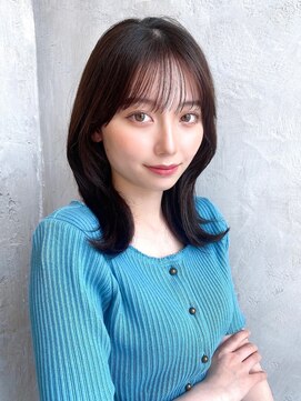 アフロート ルヴア(AFLOAT RUVUA) るなstyle まとまるカットでくびれヘア セミロング 20代30代40代