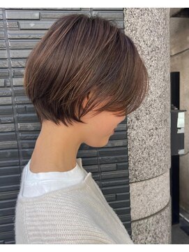 フェイス 石川町 (FACE) 耳掛けショート/くびれショート/マッシュショート/白髪ぼかし