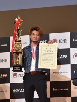 《東京理容競技大会優勝》《世界的スポーツ大会にも参加経験有》理容に特化したプロが高レベルの技術で対応