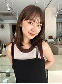 ワイドバング　鎖骨ミディアム　レイヤーカット　イメチェン