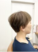 シルエットがキレイな大人ショート