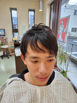 アマノ(AMANO) ツーブロックと刈上で作るメンズショート