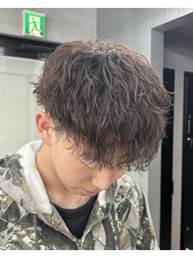 アクロ(ACRO) 広島メンズ/ラフパーマ/外国人風パーマ/短髪