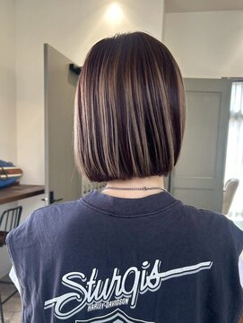 ファルファラ(farfara) 切りっぱなしボブ/ぱらぱらブリーチ