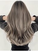 デザインカラーレイヤーカットウェットヘアオリーブベージュ白髪