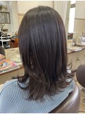 ダークブラウン　ミディアムスタイル 髪質改善トリートメント