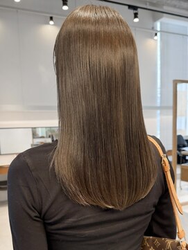 ジュリエッタ(giulietta) グレージュ 透明感カラー アッシュベージュ くすみカラー