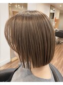 タッセルボブ 切りっぱなしボブ