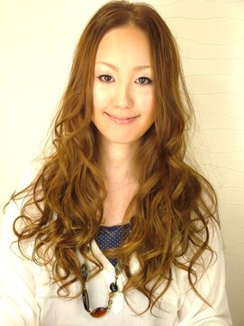 ココティエ (COCOTIER) ★ナチュラル・ロングウェーブ★