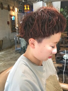 アティック ヘアーデザインアンドリラクゼーション(attic hair design&relaxation) 刈り上げ女子のマッシュショート