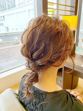 ビューティーマーケット アングゥ イオンモール名取(BEAUTY MARKET ungu) ゆるふわ編みおろしスタイル