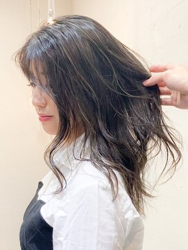 ノラ ウメダ(NORA UMEDA) 【NORA UMEDA 高木】極細のコントラストハイライト