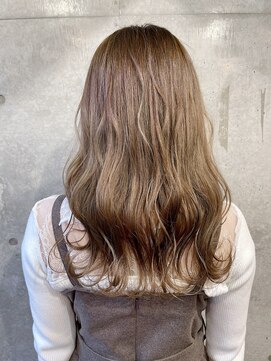 カリーナコークス 原宿 渋谷(Carina COKETH) インナーカラー/アッシュ/ダブルカラー/ケアブリーチ/オージュア