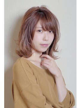 ツキミ ウエルネス(TSUKIMI wellness) 外ハネナチュラルウェーブ＊大人かわいい透明感カラー