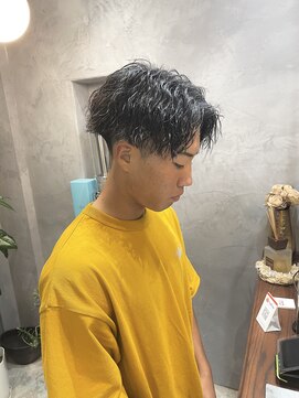 ロンドカスティーヨ 四日市(Lond castillo) 【萩原】ツイストスパイラルパーマ/センターパート/メンズパーマ