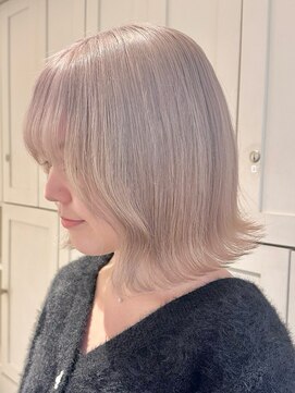 ベレーザ 渋谷(BELEZA) 5707髪グレーベージュミルクティーアッシュハイトーンカラー