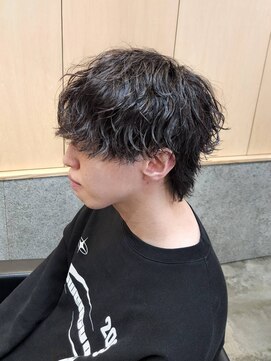 ニアウ 伊勢崎連取店(Niau) マッシュウルフ波巻きツイストスパイラルパーマ