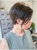大人可愛い20代30代40代前下がりショートボブ丸みショート