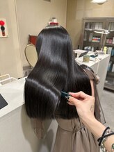 ダメージを抑えて理想の髪に♪ホリスティックの魅力