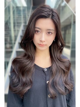 クーエフー(coo et fuu) くびれヘア　ラベンダーアッシュ　ヨシンモリ　ワンホンヘアー