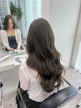 リッカ(LICCA) (licca内堀)グレージュ×巻き髪×レイヤーカット