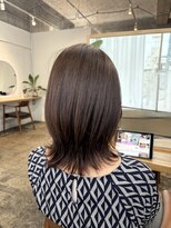 サイ(sai)&nbsp;大人のミディアムレイヤー《江幡彩音》