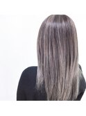 シルバーアッシュヘアカラー