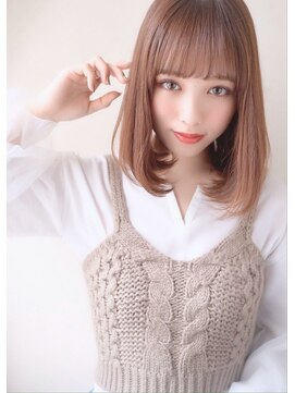 ソワリー 栄(THOiRY) 小顔カットが得意なスタイリストby坂元