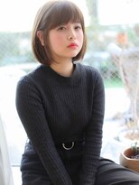 透け感大人可愛い小顔ミルクティーベージュブラウンひし形ボブ