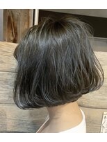 スーク 宜野湾店(suuk)&nbsp;極細ハイライト×オリーブグレージュ