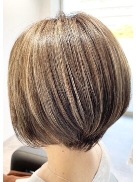 ストフ(stof) ハイライト/前上がりショート/大人ショートボブ/ショートカット