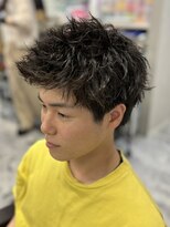 ヘーゼル 博多(HAZEL.)&nbsp;短髪ピンパーマ刈り上げないスタイル