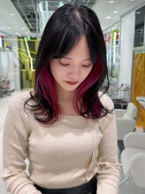 初めてのブリーチや全体は暗くしておきたい人にオススメ！【インナーカラー】