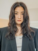 ベンジー 香椎店(benji)&nbsp;大人のロングウェーブヘア　2