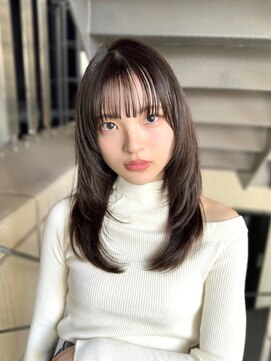 ジョエミバイアンアミ(joemi by Un ami) ★カールセミディシアーカラー姫カット小顔カット韓国レイヤー