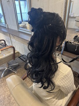 エムドット ヒロシマ(m. HIROSHIMA) お団子ハーフアップ