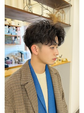 コポル(Copol) 刈り上げセンターパート×シャドウパーマ