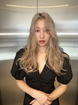 リリック(LYLICK) ブロンドレイヤー