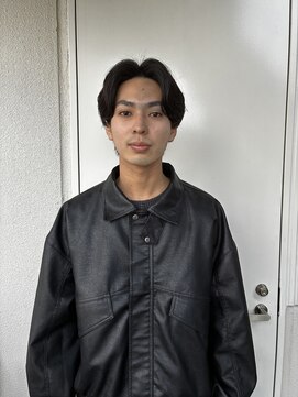 クロム トウキョウ ザ バーバーアルト 神保町店(CHROM TOKYO the Barber ALT) センターパート