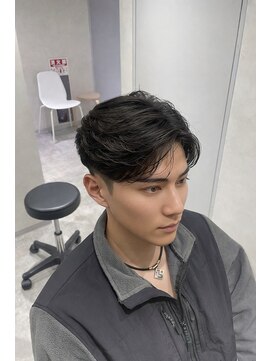 キートス(Kiitos) 【爽やか毛流れセンターパート】牛尾 剛