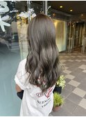 透明感オリーブグレージュ