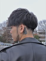 ガズル ハラジュク(GUZZLE HARAJUKU)&nbsp;ソフトツイストゆるめ無造作パーマ　前下がりマッシュ　メンズ