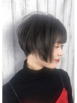 ビューティドレッセヤマノ 池袋パルコ(Beauty Dresse YAMANO) 【ショートカット】旬髪♪前下がりショート