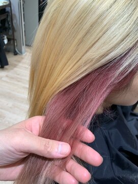 ビアンコ カーロ 二子新地店(Bianco caro) インナーカラー×チェリーピンク